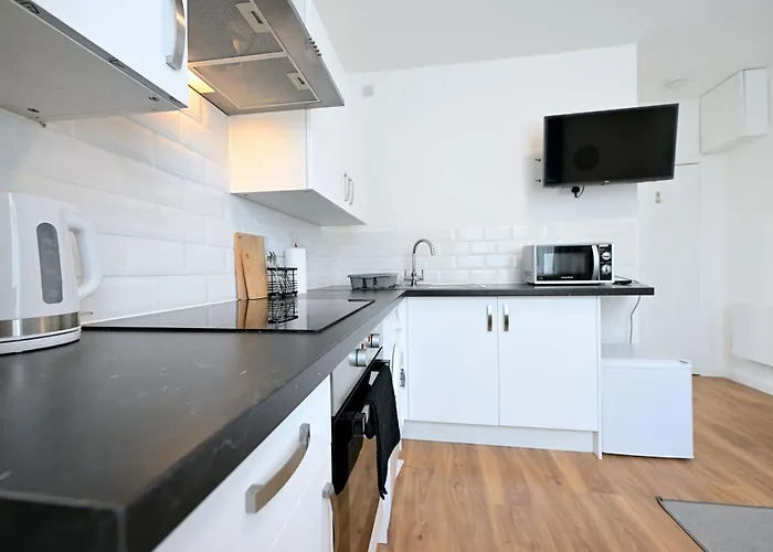 Studio Apartment - London